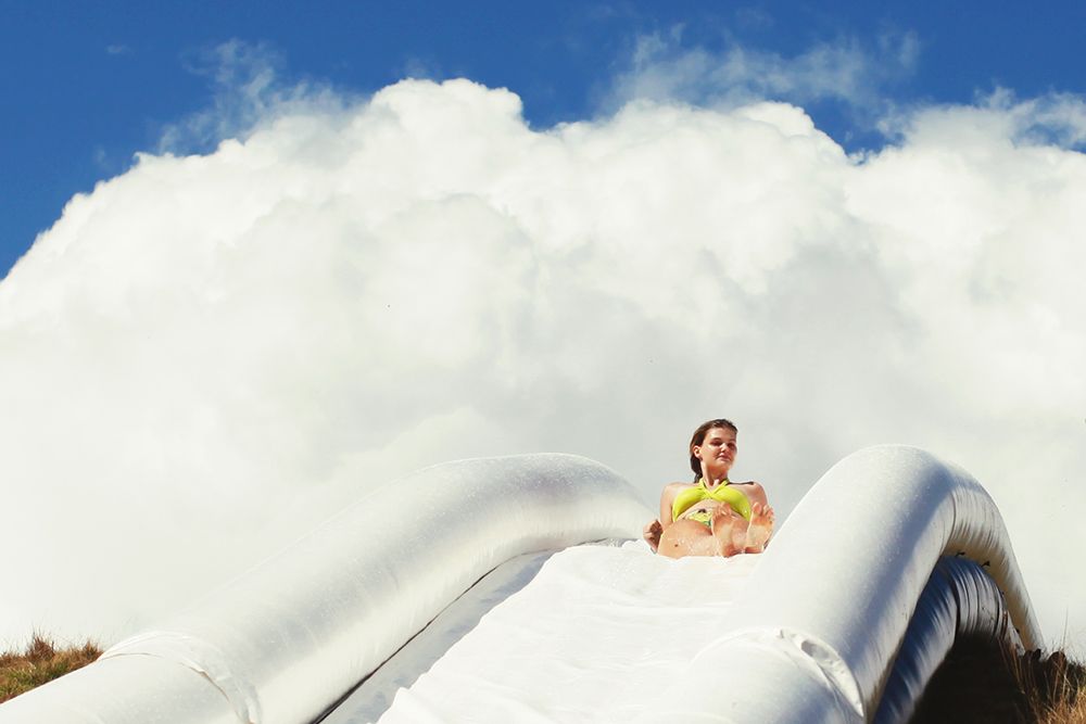 World's Biggest Waterslide - Queen of the slide Papaya Stories